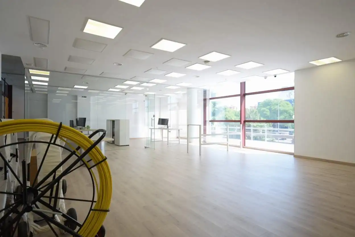 Office space with lift to rent in Pla d'en Boet, imagen 4
