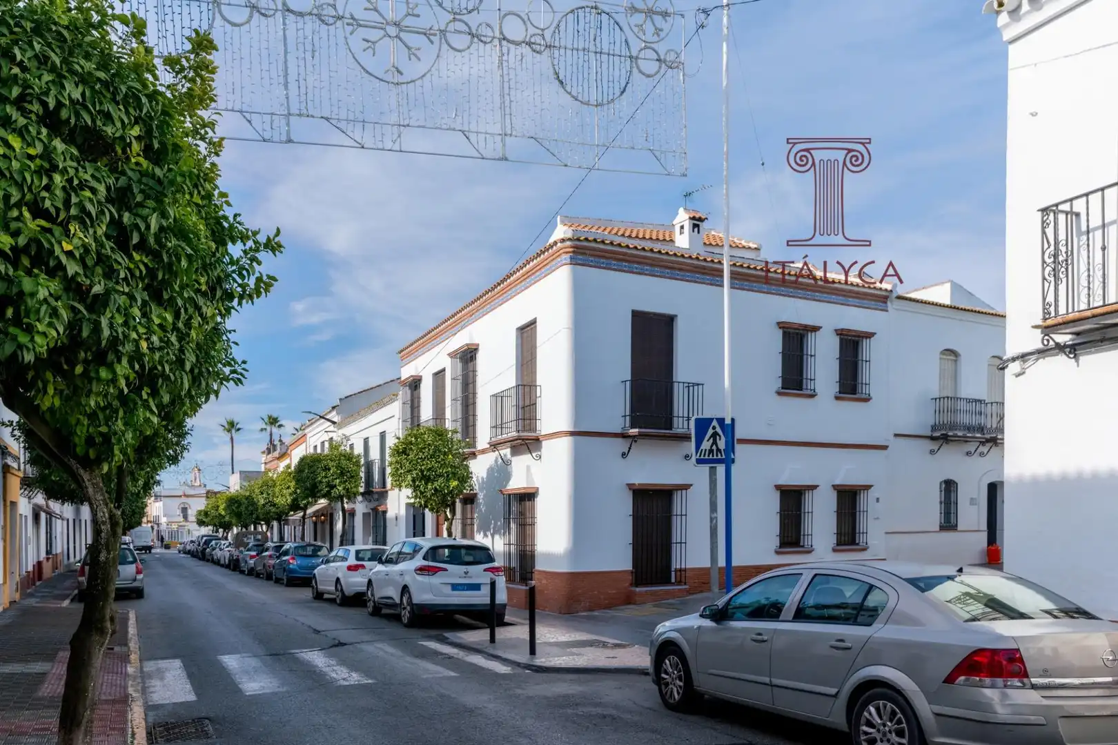 Vista exterior de Casa o chalet en venta en Aznalcázar con Aire acondicionado y Balcón