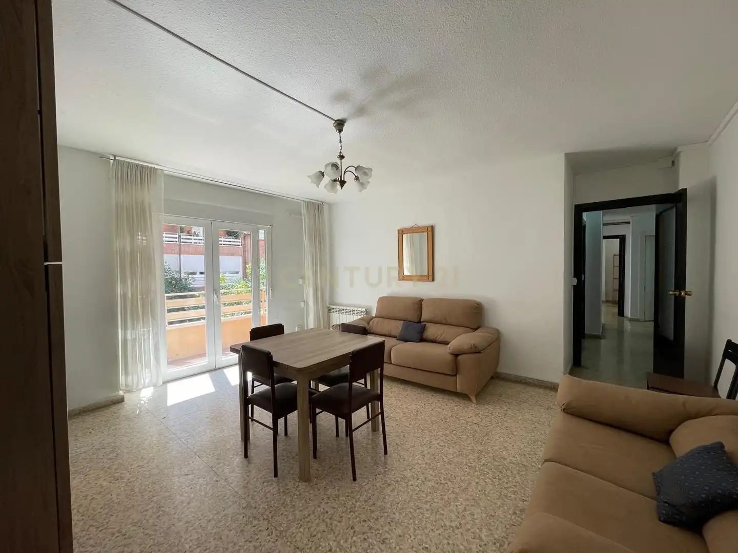 Sala de estar de Piso de alquiler en Granada con Lavadora, Microondas y TV