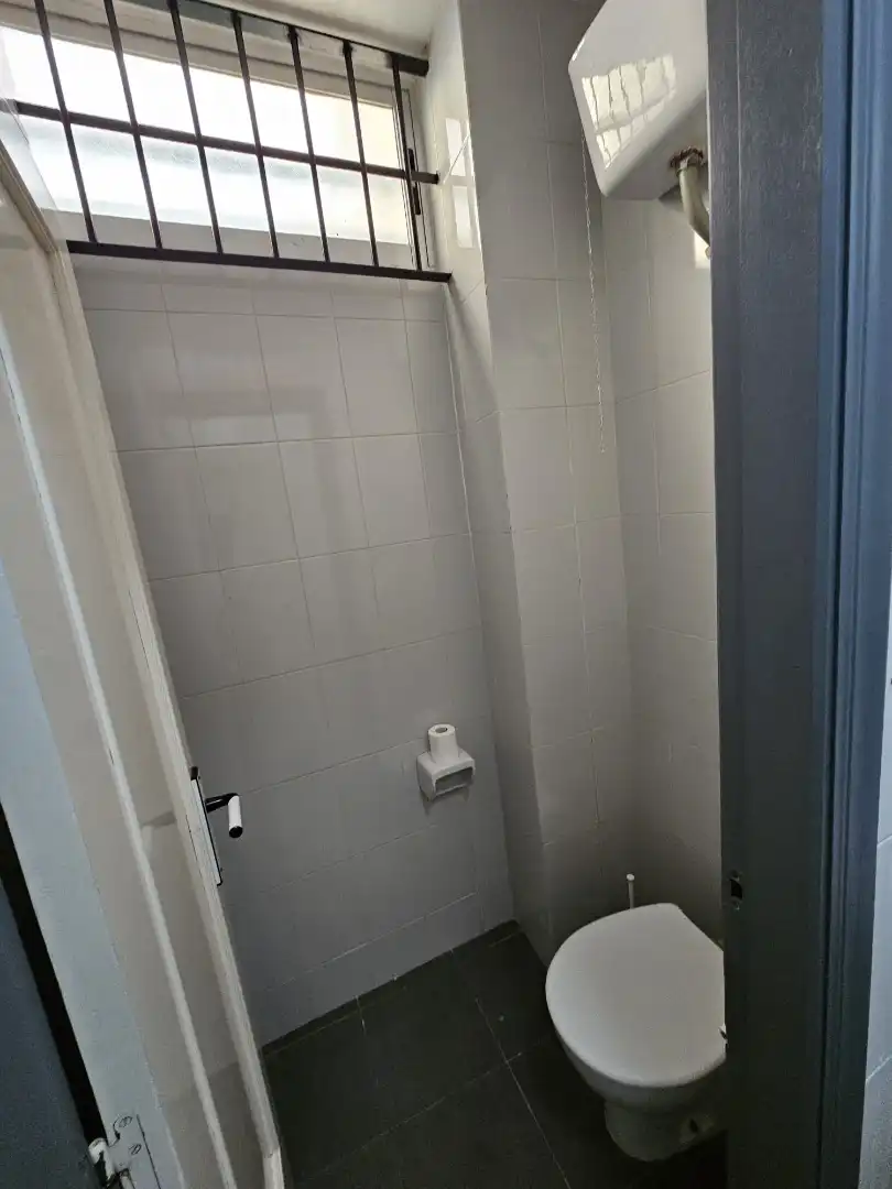Baño de Local de alquiler en Gandia con Terraza