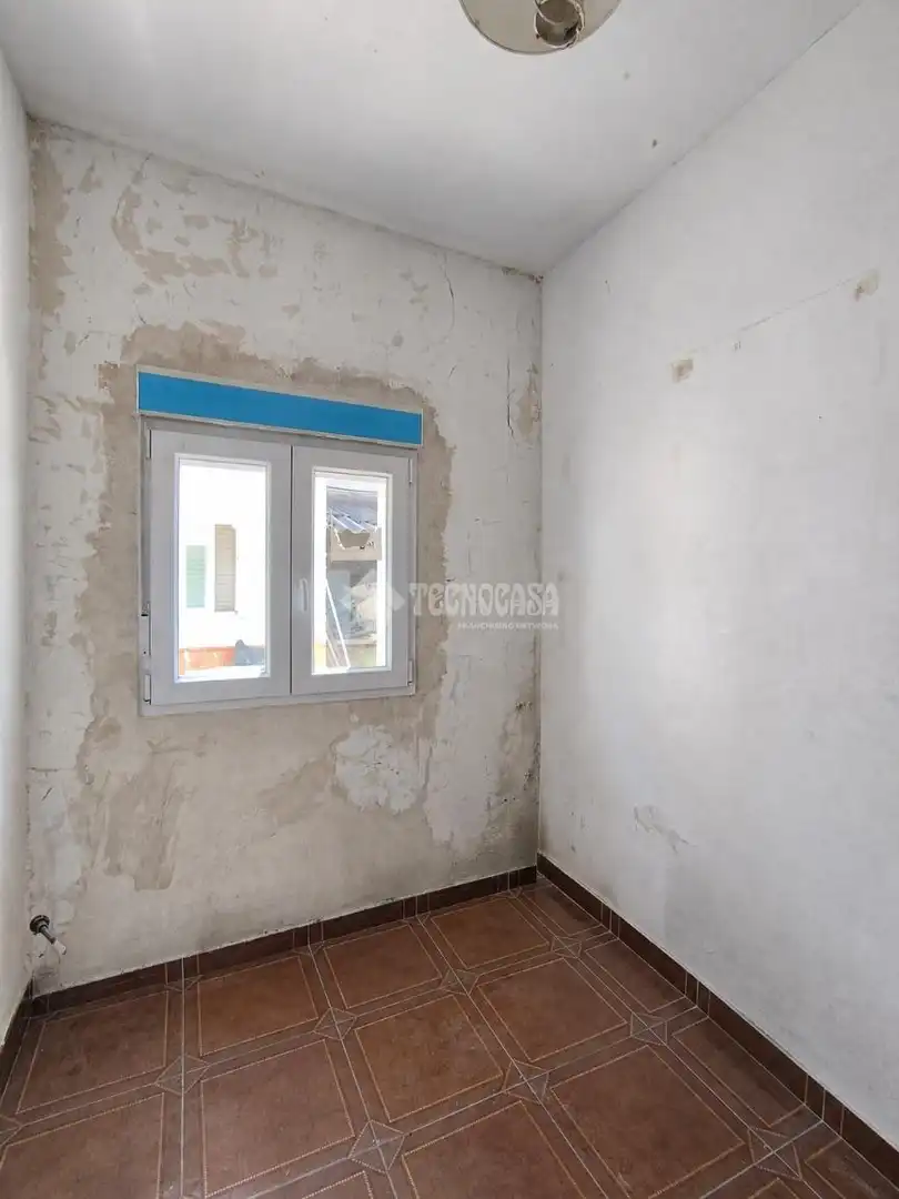 Habitación de Casa adosada en venta en Alcalá de Henares con Aire acondicionado y Trastero