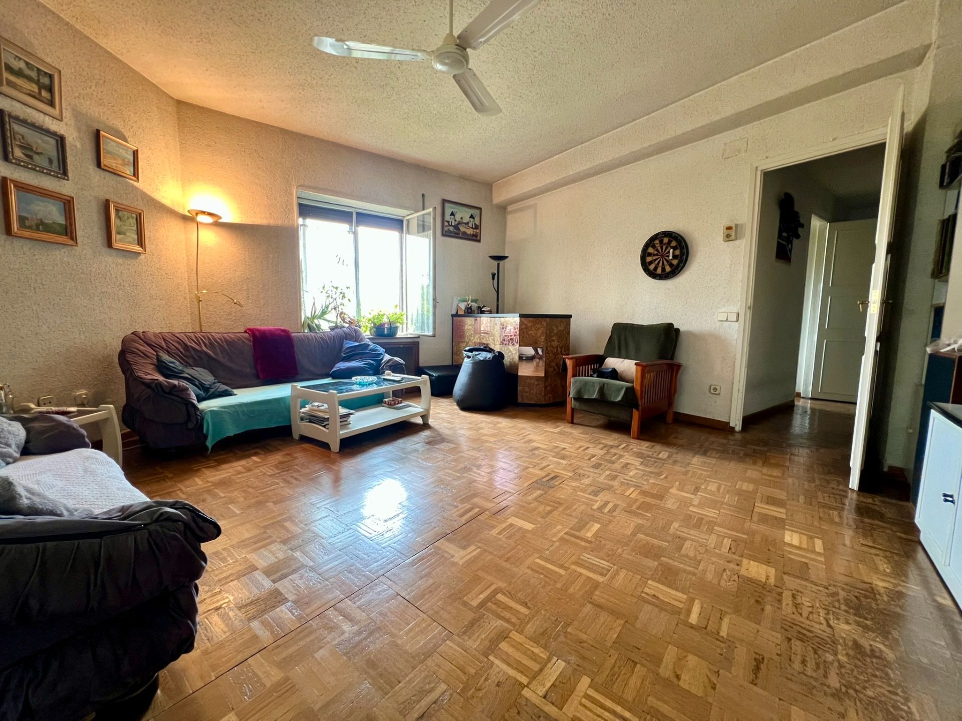 Sala de estar de Piso en venta en  Madrid Capital con Aire acondicionado, Calefacción y Parquet