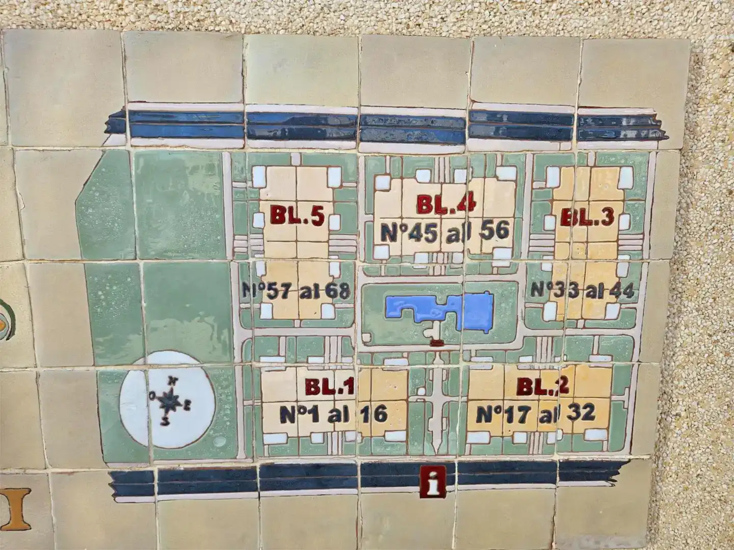 Außenansicht von Wohnung zum Verkauf in Daya Vieja mit Klimaanlage, Schwimmbad und Balkon