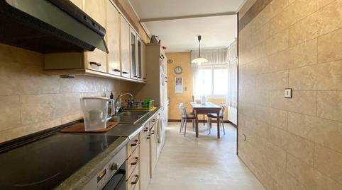 Foto 2 de Pis en venda a Zaramaga, Araba - Álava