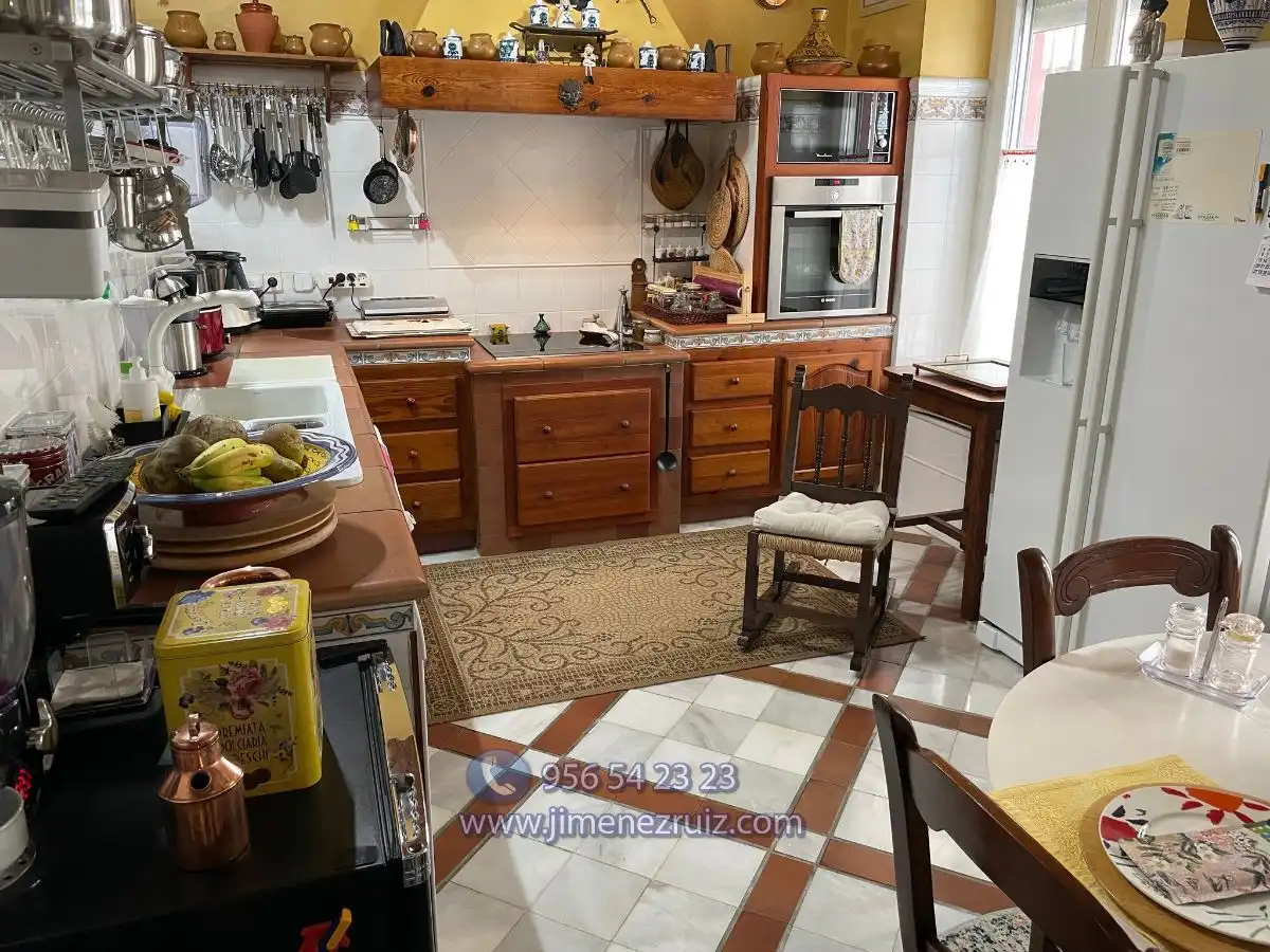 Cuina de Casa o xalet en venda en El Puerto de Santa María amb Terrassa, Traster i Balcó