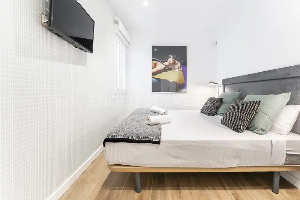 Habitación de Apartamento de alquiler en Madrid con Aire acondicionado, Calefacción y Amueblado
