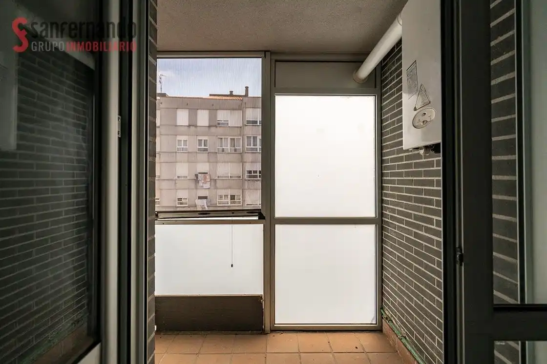 Terraza de Dúplex en venta en Torrelavega  con Calefacción, Trastero y Balcón