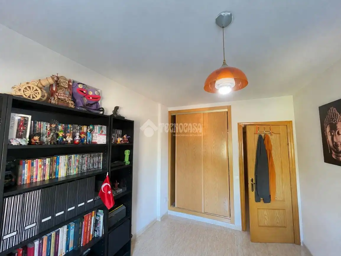 Habitación de Piso en venta en Pozuelo del Rey con Calefacción y Trastero