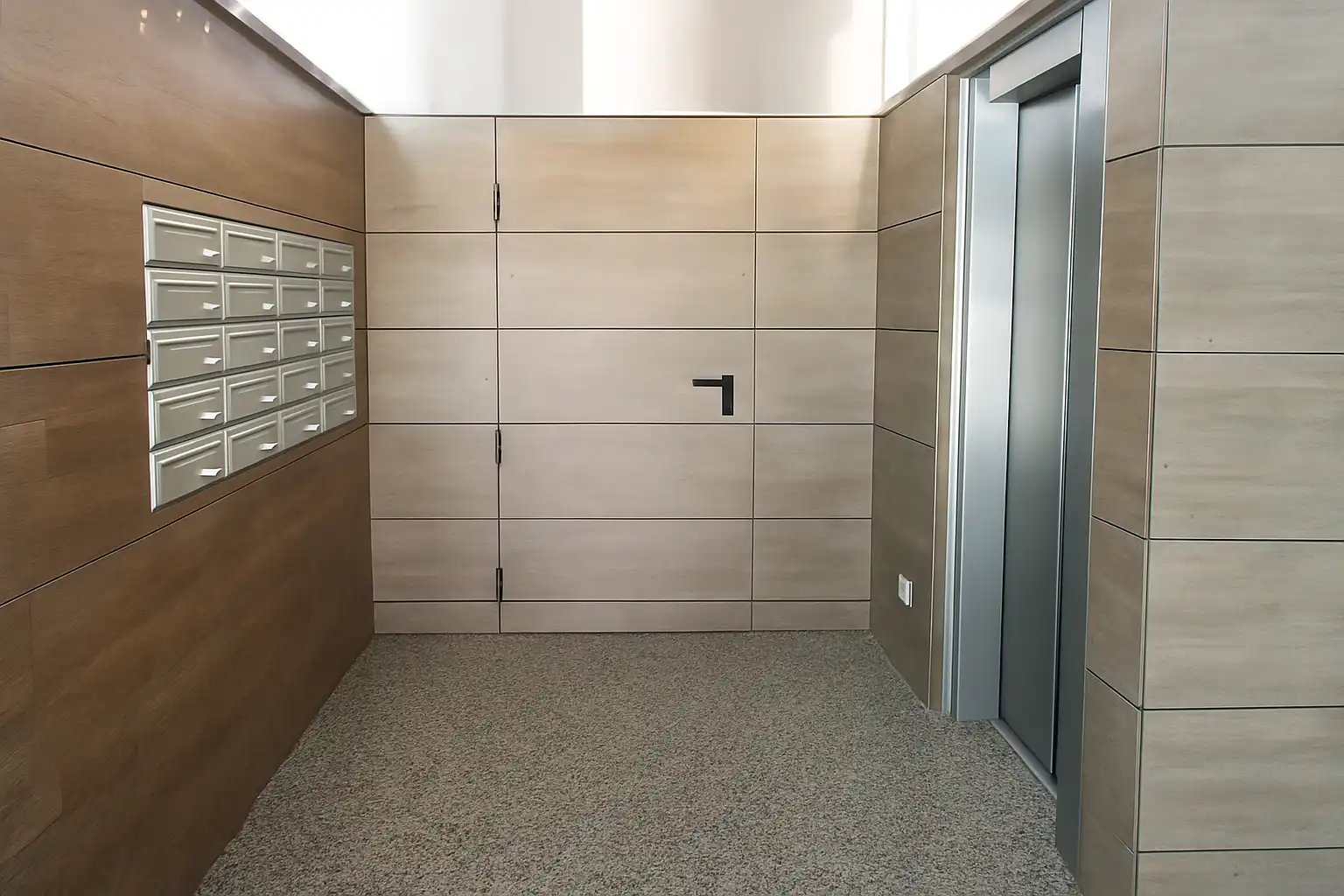 Piso con terraza en venta en Paseo Josefa Ardanaz, imagen 2