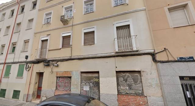 Piso en Venta en Calle de Felipe Castro, 31 en Pradolongo