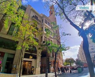 Exterior view of Flat for sale in  Valencia Capital  with Air Conditioner