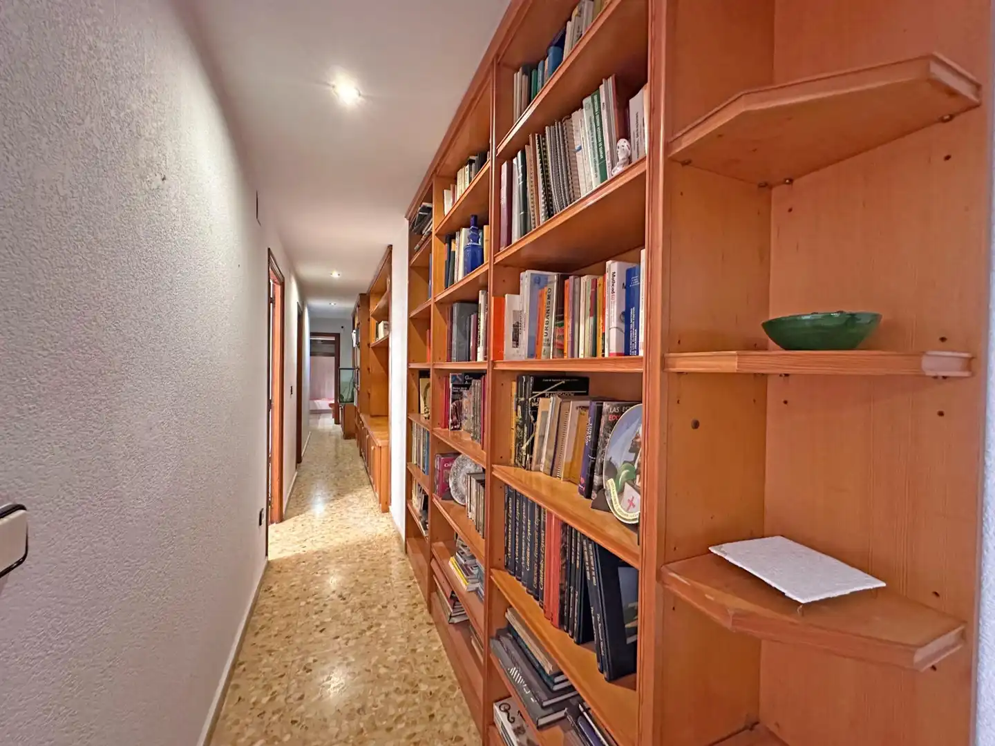 Wohnung zum Verkauf in Alicante / Alacant mit Heizung, Terrasse und Alarm