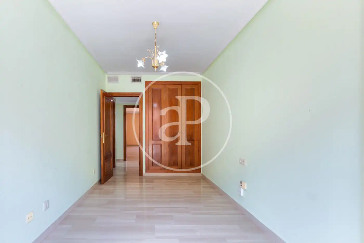 Piso en venta en Valencia con Aire acondicionado, Calefacción y Terraza