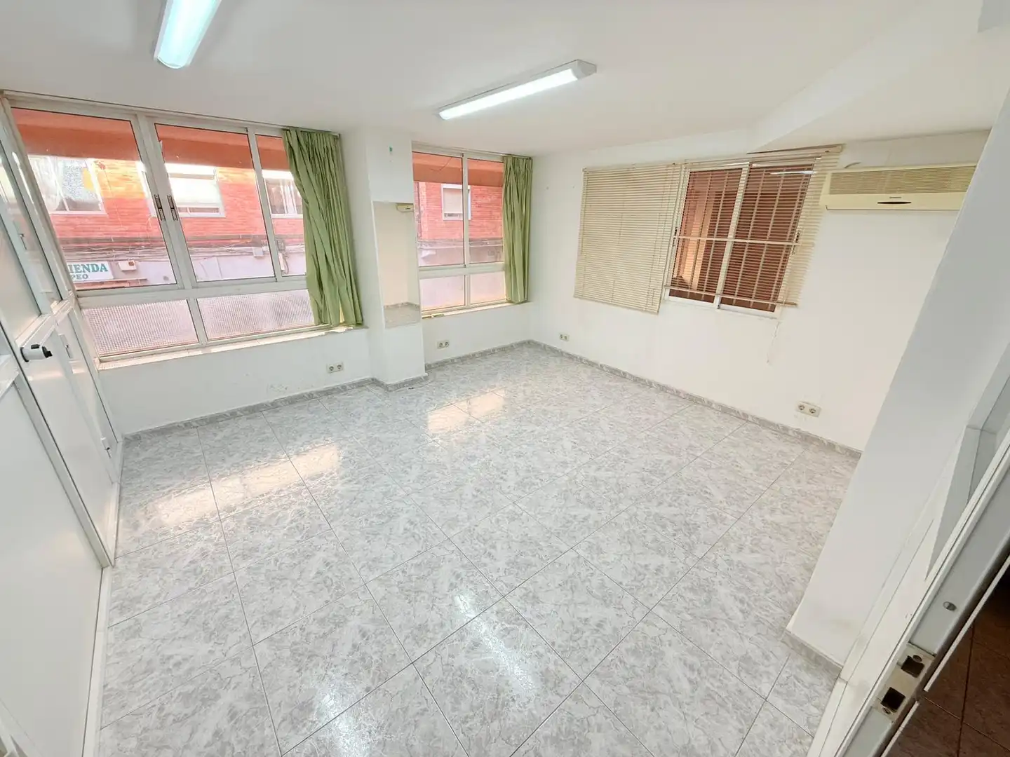 Oficina en venta en Málaga