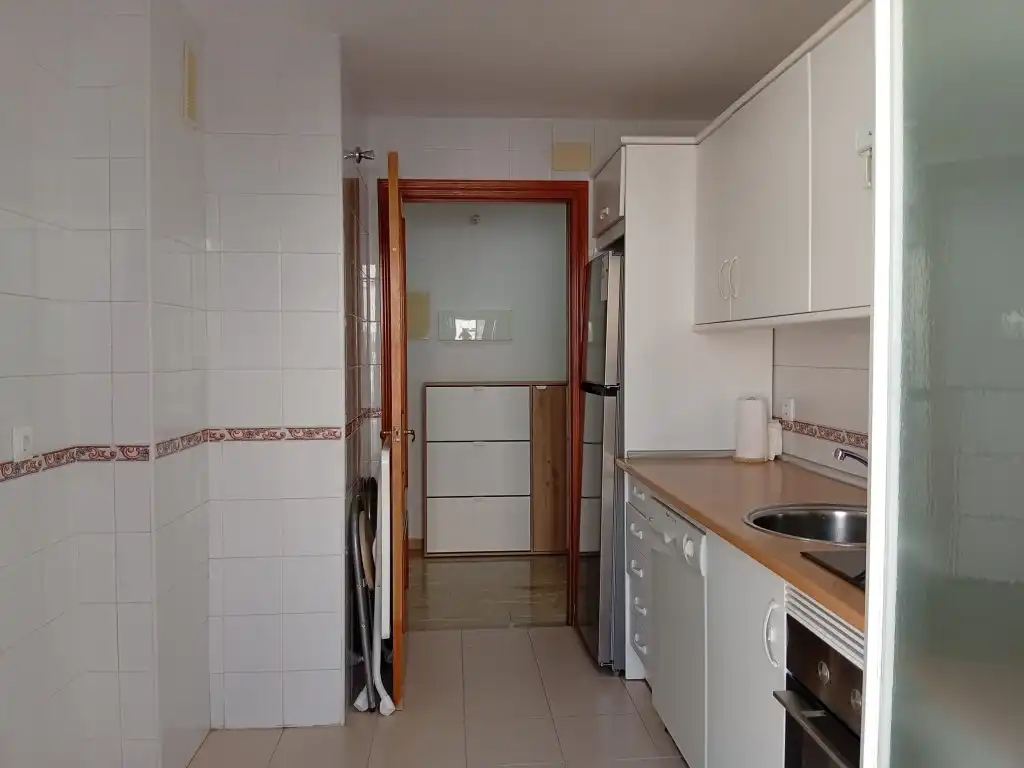 Apartament de lloguer a Calle Torres Naharro, La Estación
