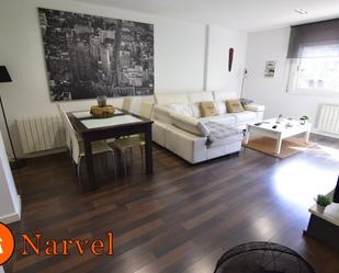 Living room of Flat for sale in Cerdanyola del Vallès  with Air Conditioner, Heating and Balcony