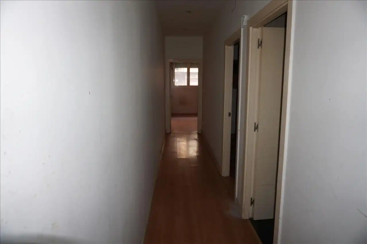 Commercial properties for sale in Laudio / Llodio