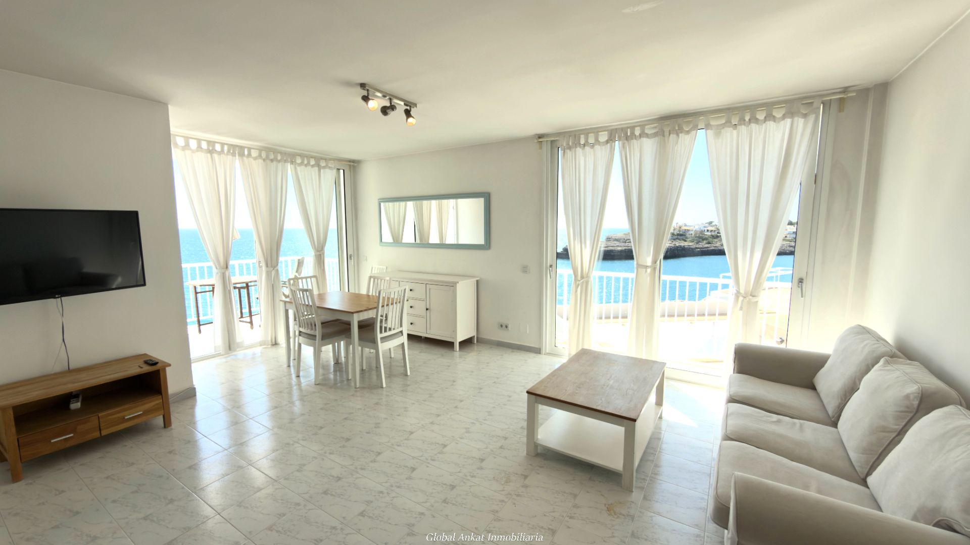 Living room of Flat for sale in Felanitx  with Terrace, Balcony and Community pool