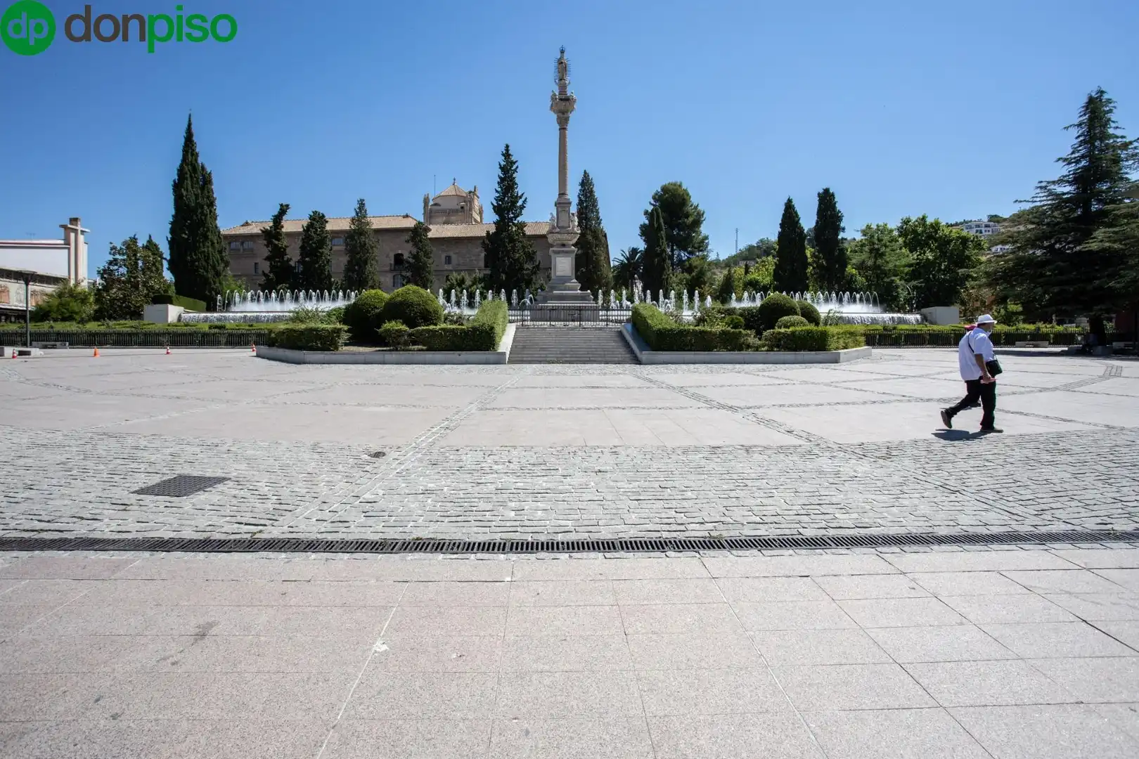 Exterior view of Apartments for sale in Granada  with Air Conditioner, Heating and Private garden