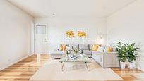 Living room of Apartment for sale in  Barcelona Capital  with Air Conditioner and Heating