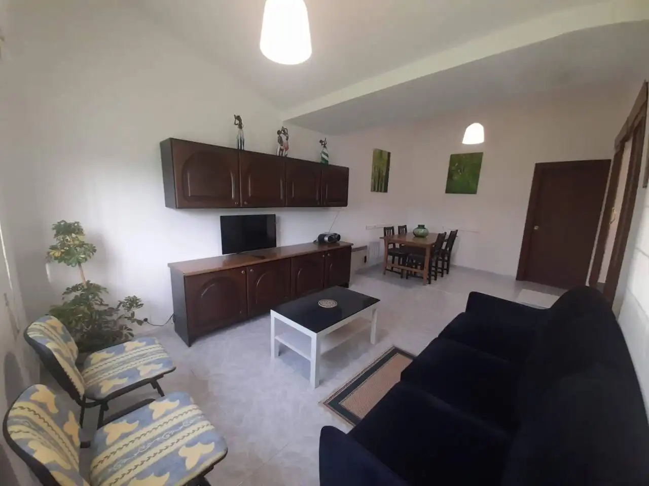Sala d'estar de Casa o xalet en venda en Miengo amb Calefacció i Jardí privat