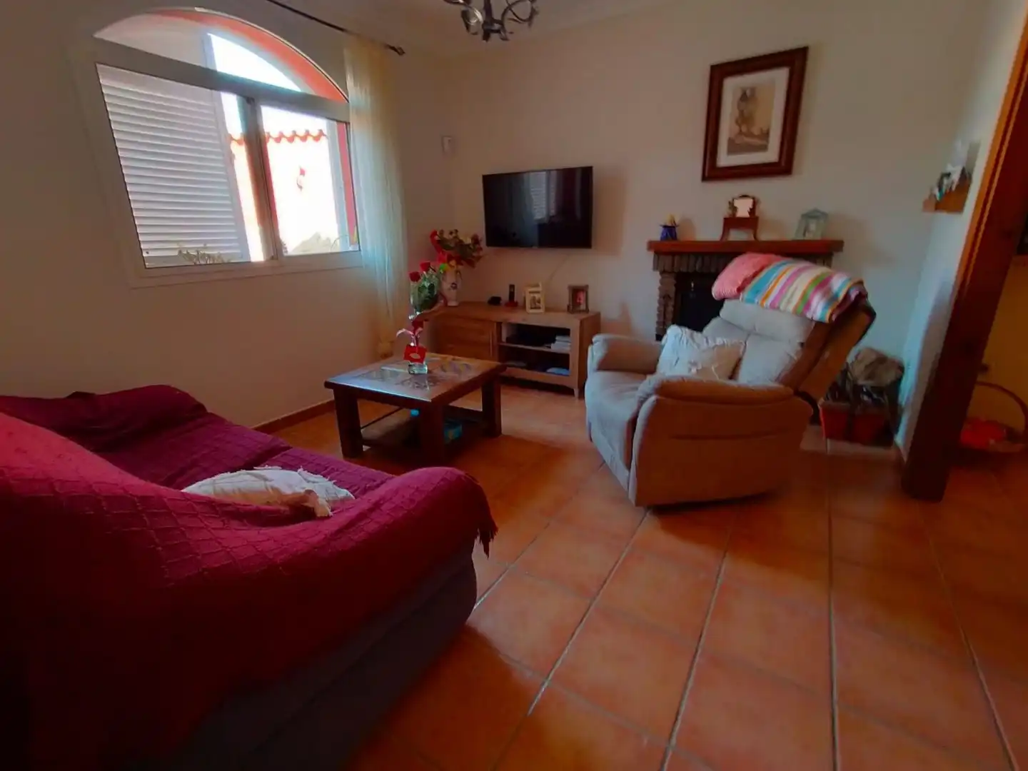 Sala d'estar de Casa o xalet en venda en La Línea de la Concepción amb Aire condicionat, Jardí privat i Traster