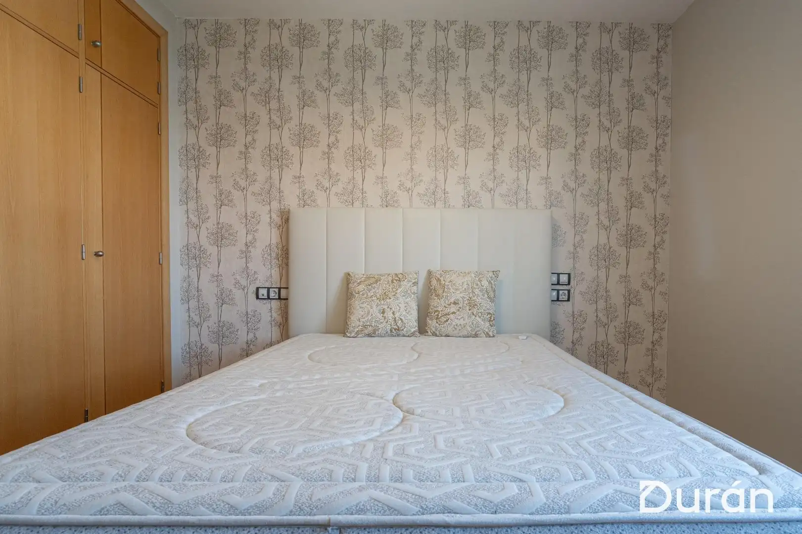 Bedroom of Flat for sale in El Ejido  with Parquet flooring, Terrace and Furnished