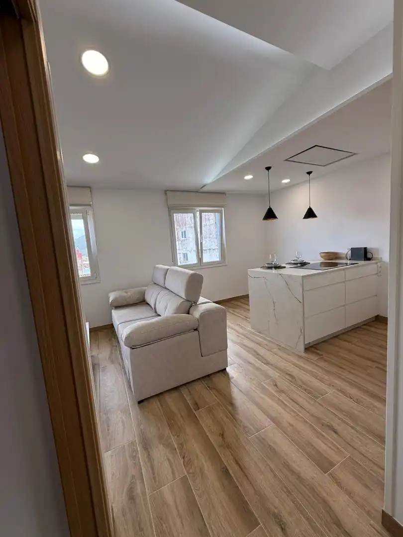 Living room of Flat for rent in Camariñas  with Heating, Parquet flooring and Furnished