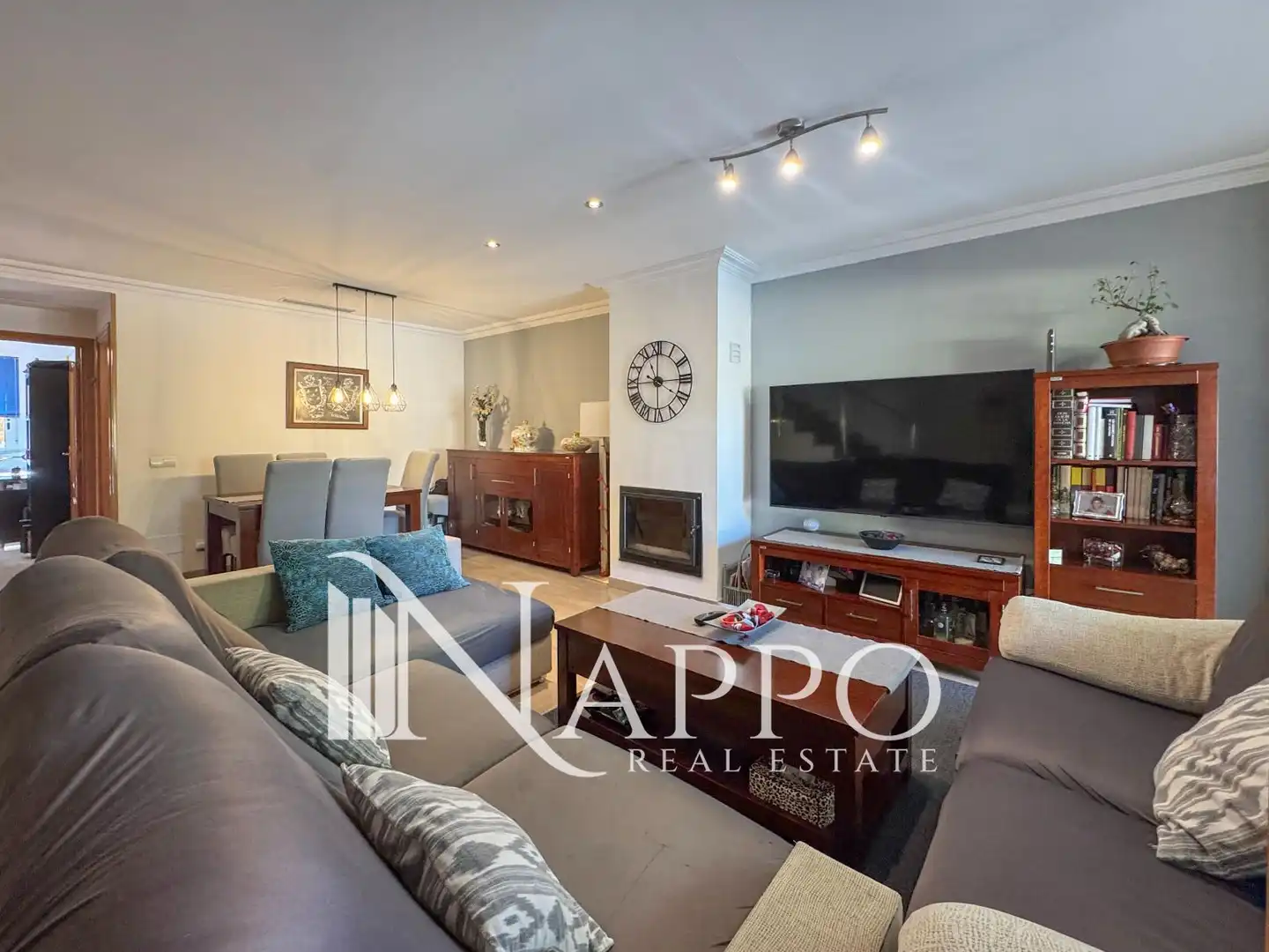 Sala d'estar de Casa adosada en venda en  Palma de Mallorca amb Aire condicionat, Calefacció i Jardí privat