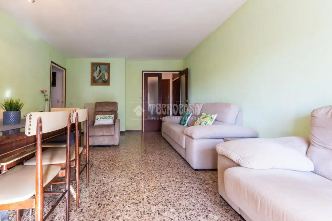 Sala d'estar de Pis en venda en Tarragona amb Aire condicionat i Balcó