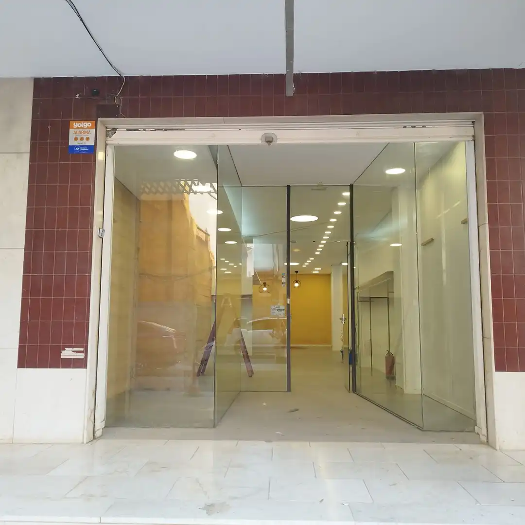 Local comercial en venda a Algemesí