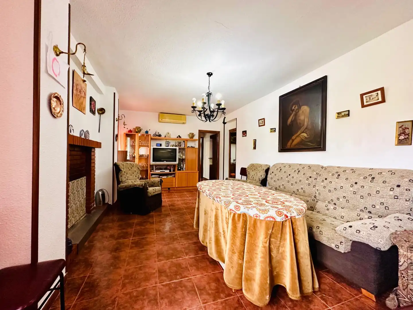 Sala d'estar de Finca rústica en venda en Loja amb Jardí privat, Terrassa i Traster