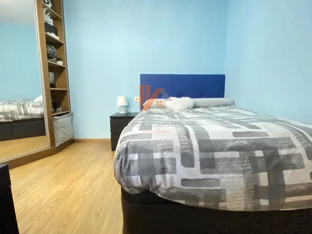 Bedroom of Flat for sale in O Milladoiro