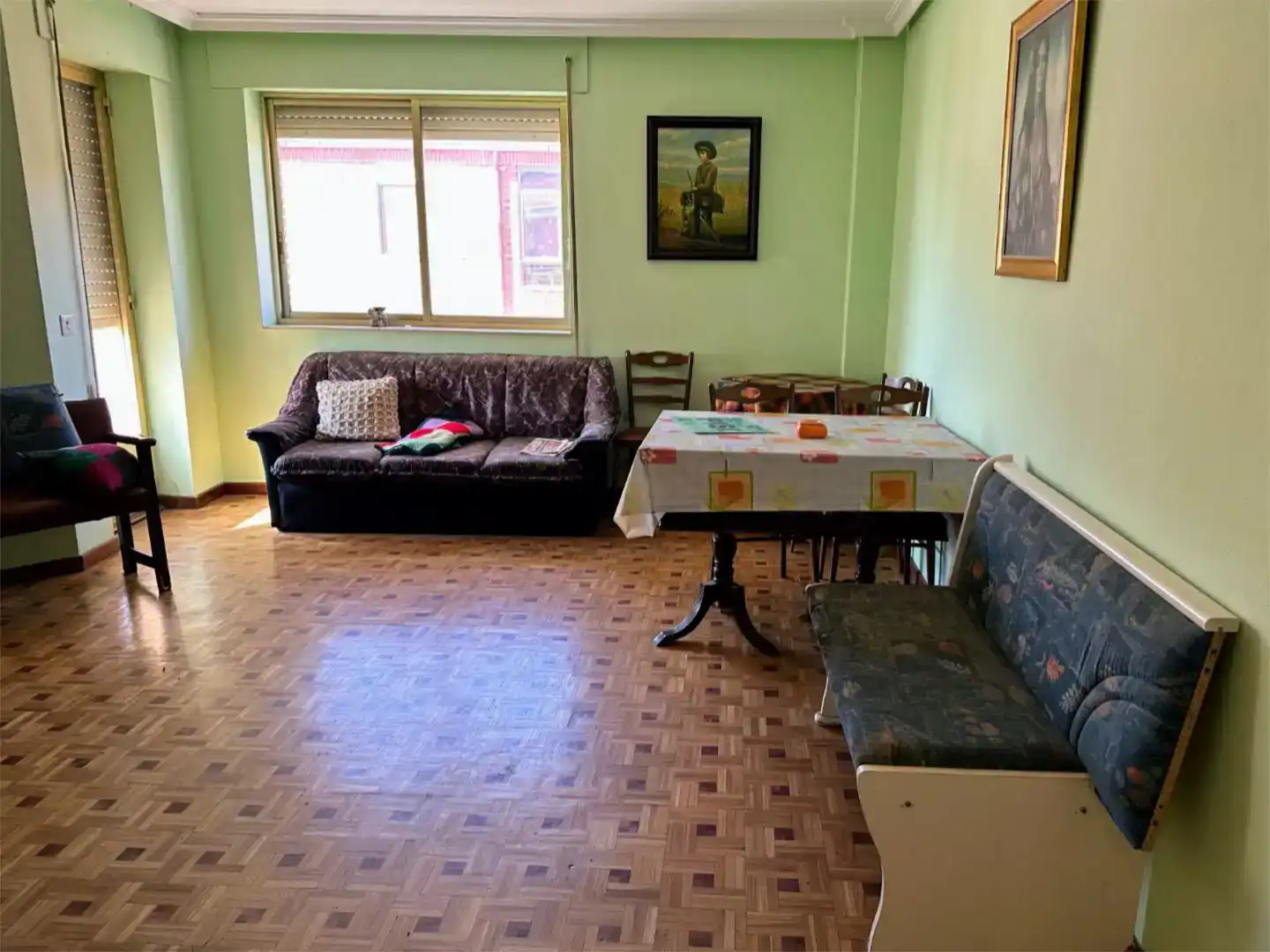 Sala d'estar de Pis en venda en Santa María del Páramo amb Balcó