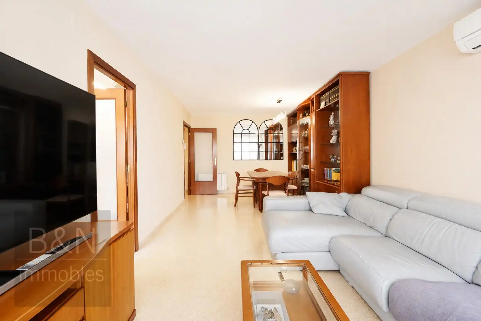 Sala de estar de Piso en venta en Terrassa con Aire acondicionado, Calefacción y Balcón