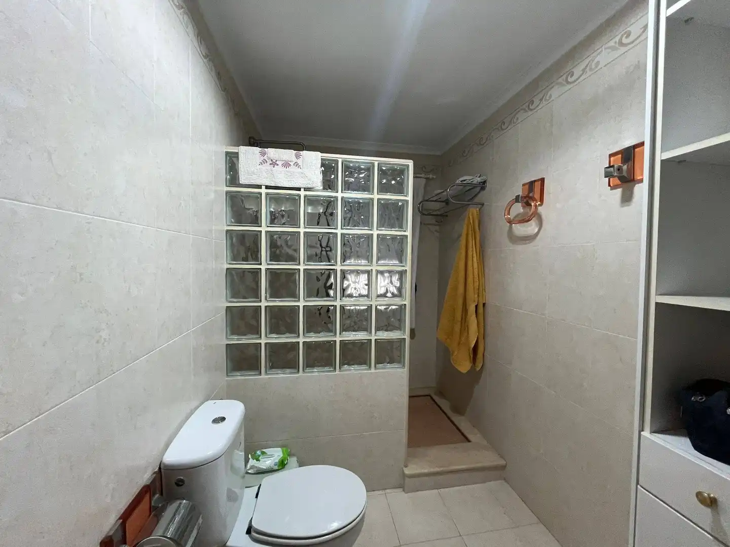 Bathroom of Houses for sale in Aspe  with Air Conditioner, Private garden and Terrace