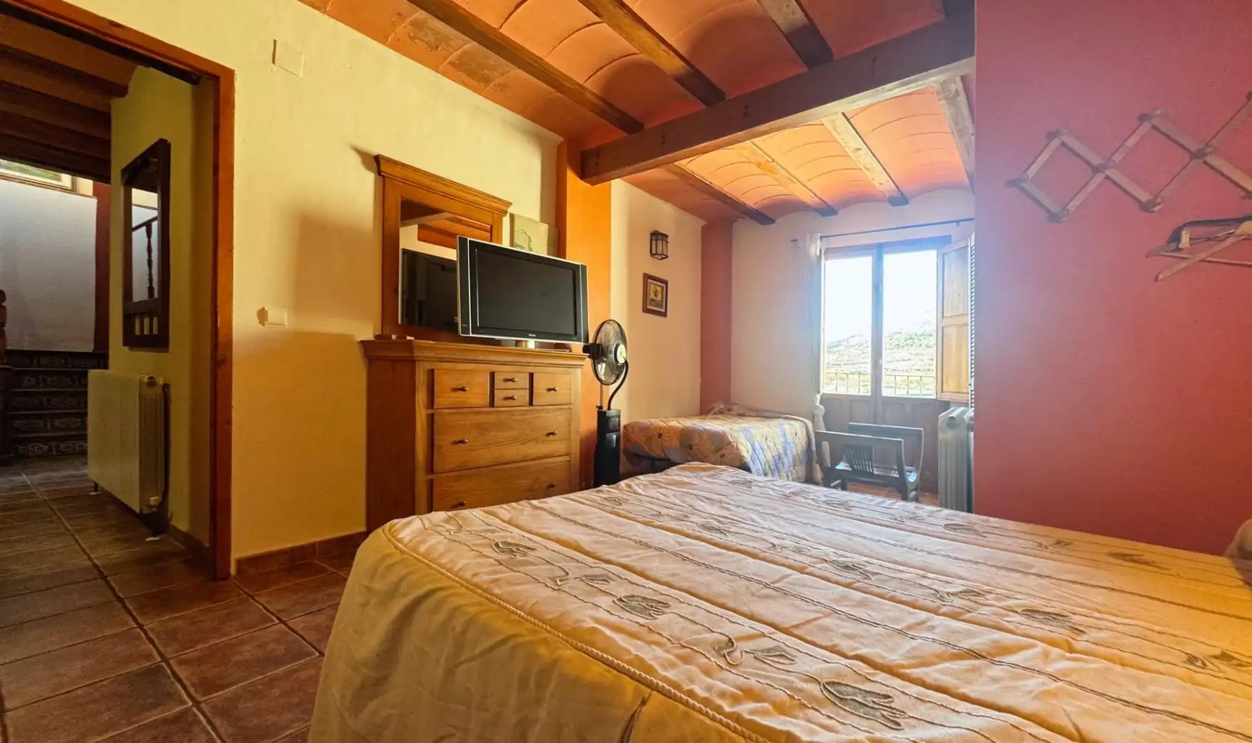 Habitación de Local en venta en La Vall d'Ebo con Amueblado