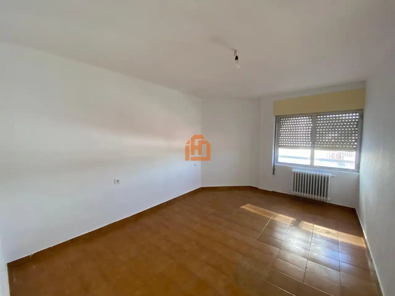 Sala de estar de Piso en venta en Santovenia de la Valdoncina con Calefacción y Terraza