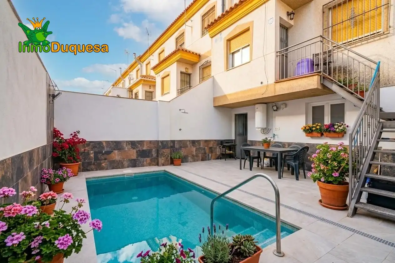 Swimming pool of Detached homes for sale in Cijuela  with Air Conditioner, Heating and Private garden