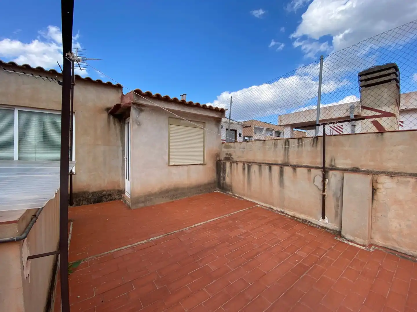 Vista exterior de Piso en venta en Agost con Terraza, Amueblado y Balcón