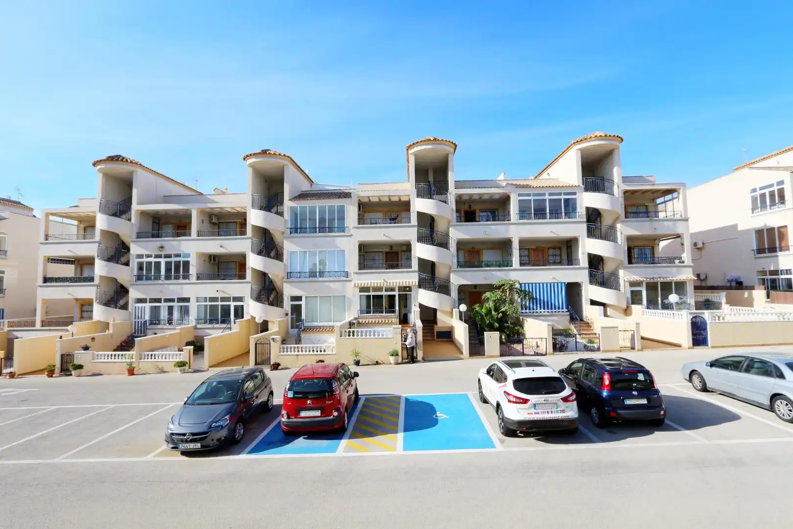 Exterior view of Apartments for sale in Orihuela  with Air Conditioner, Heating and Terrace