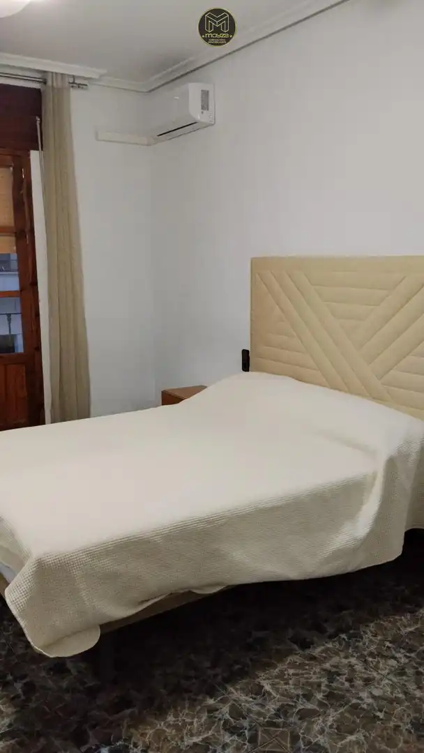Habitación de Piso de alquiler en Jaén