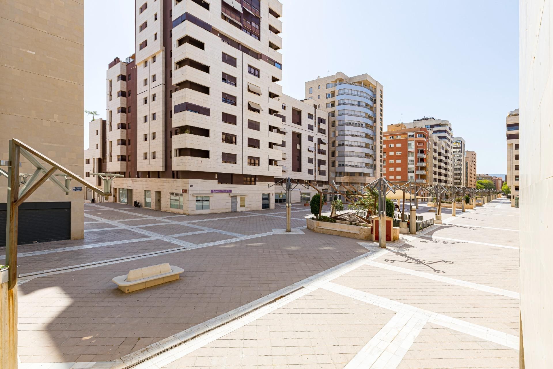 Vista exterior de Piso en venta en  Murcia Capital con Aire acondicionado, Calefacción y Trastero