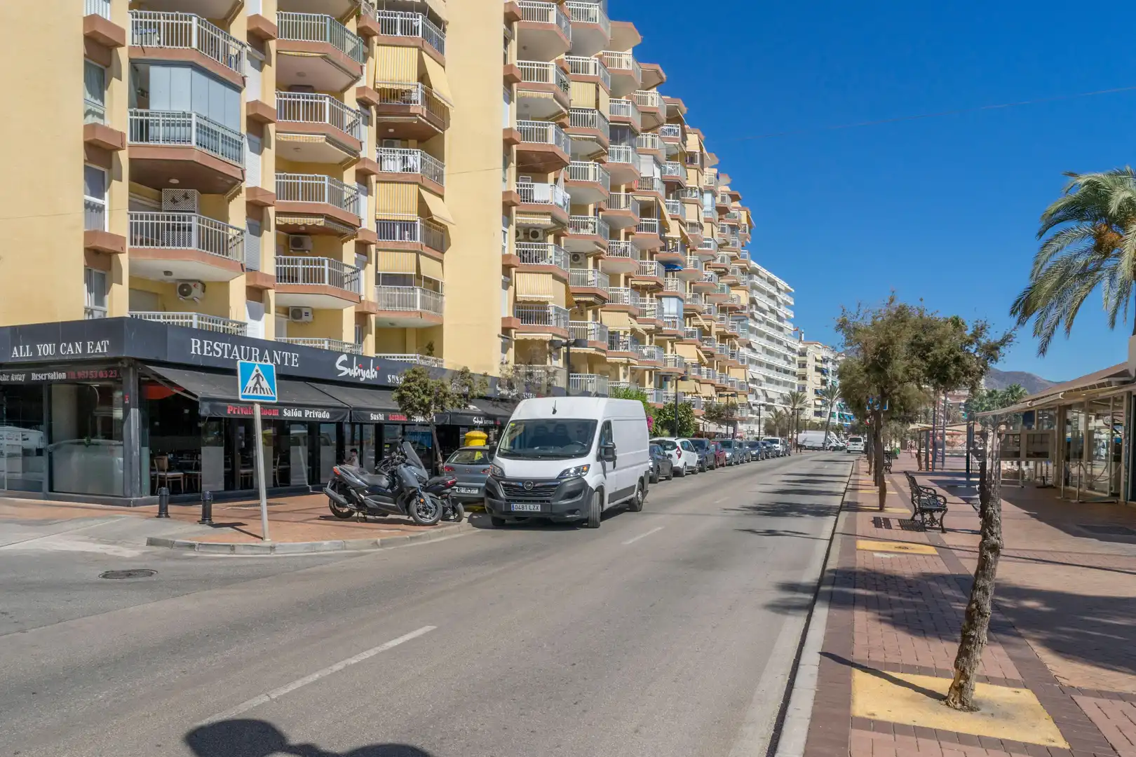 Vista exterior de Piso en venta en Fuengirola con Aire acondicionado, Horno y Lavadora