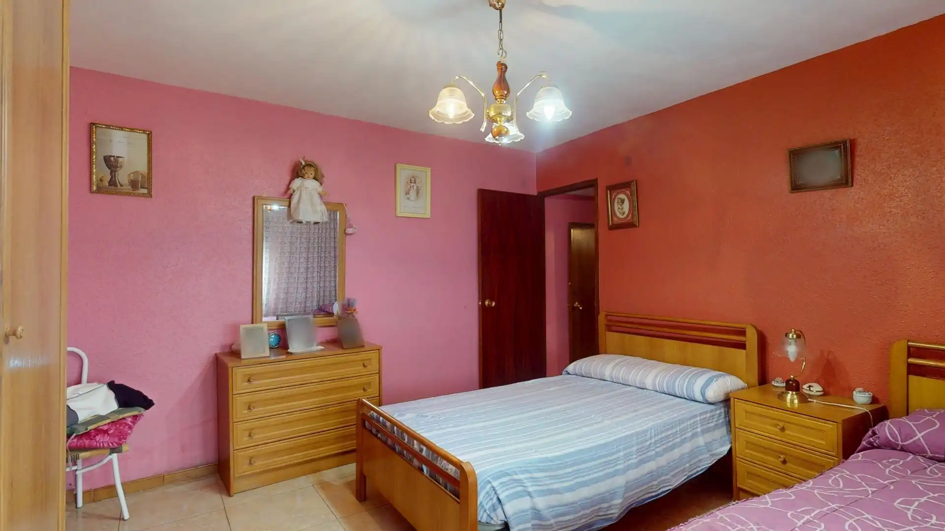Habitación de Finca rústica en venta en Lumpiaque con Calefacción, Terraza y Amueblado