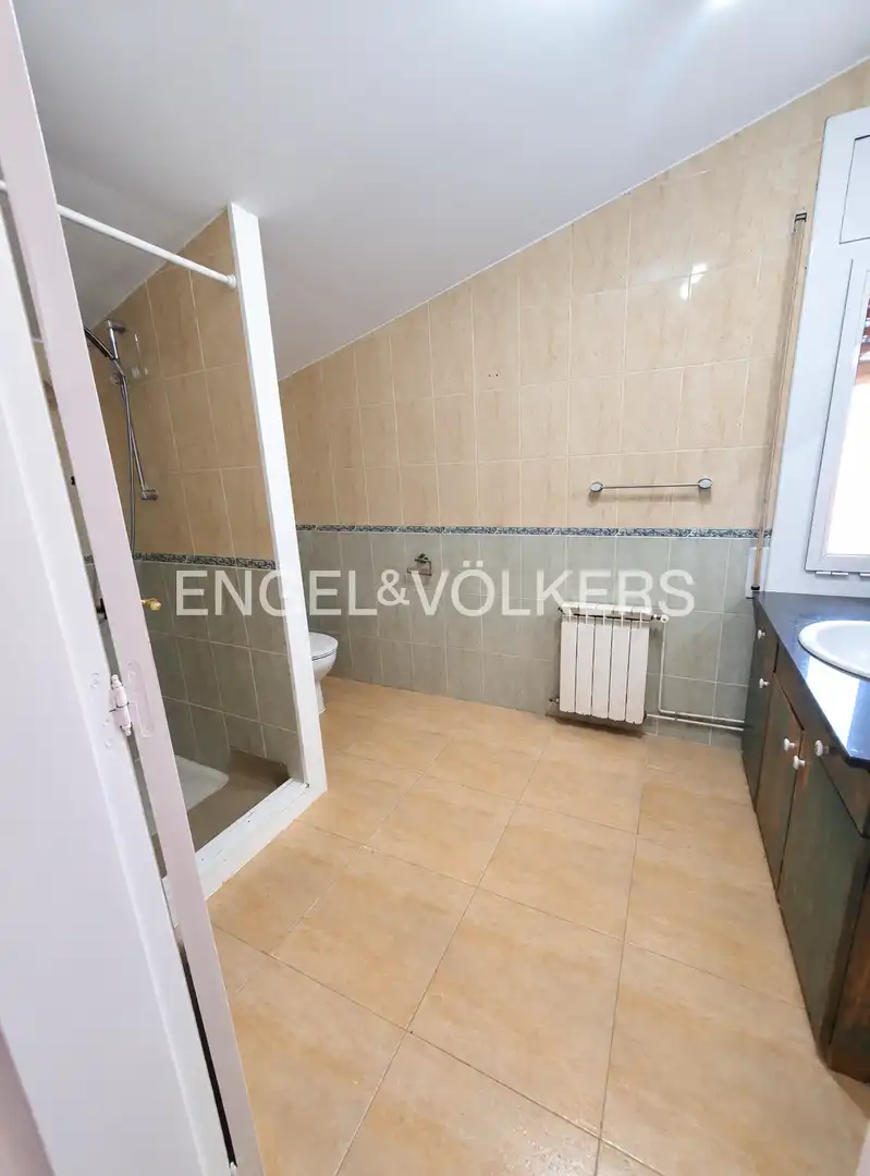 Casa amb terrassa en venda a Corbera de Llobregat, imagen 16