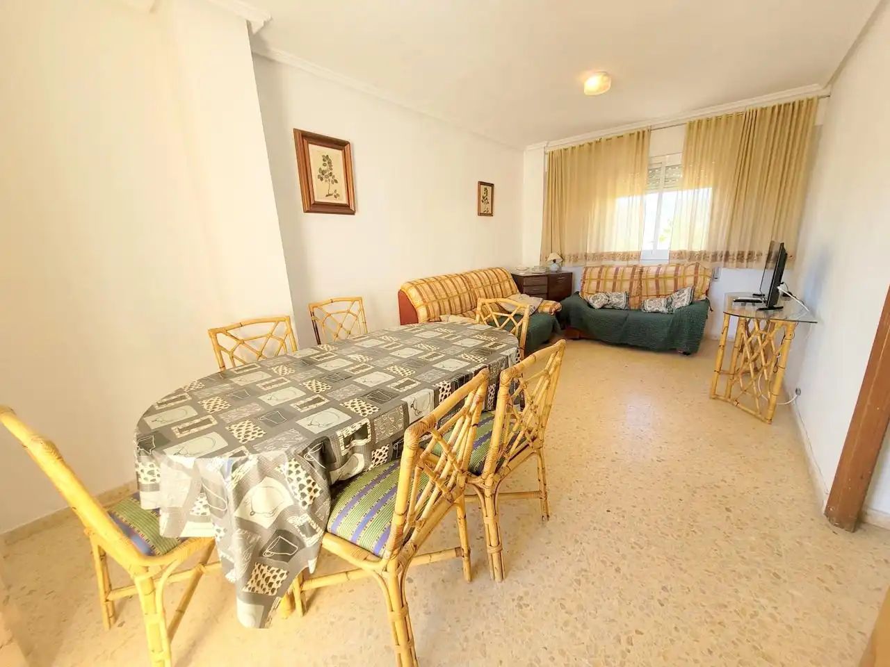 Apartamento de alquiler en De La Rioja, 125, Playa de Gandia