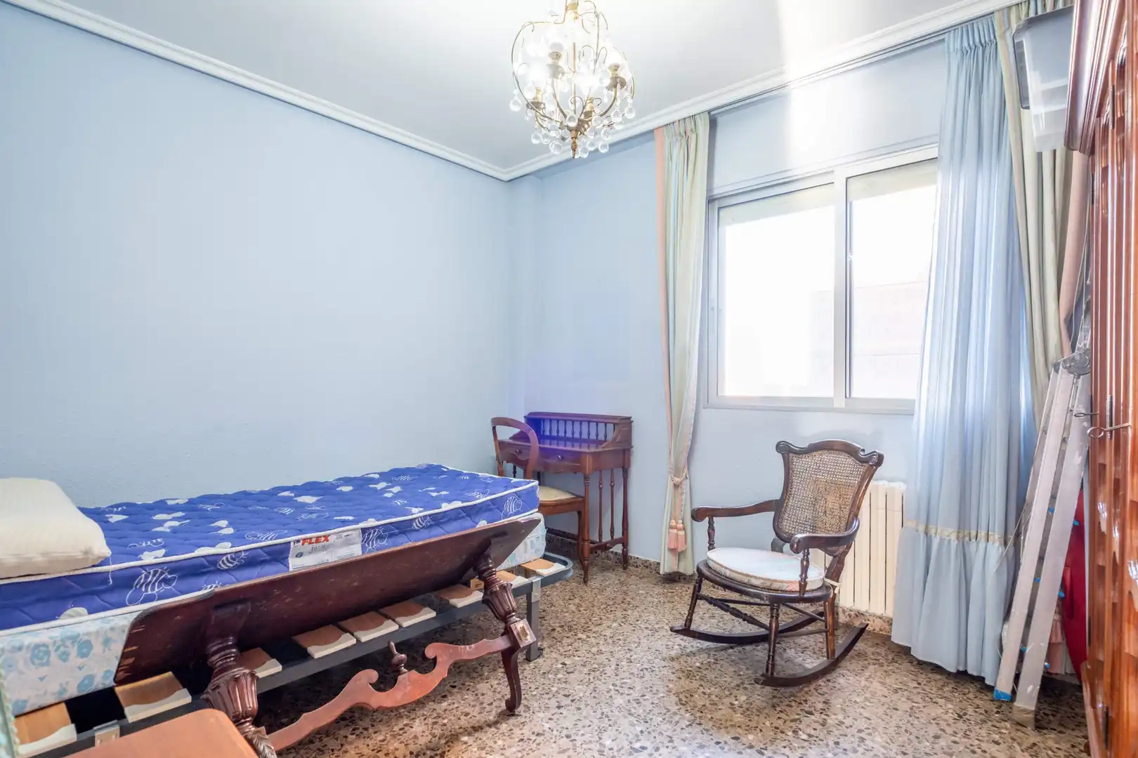 Bedroom of Flat for sale in Zaragoza  with Heating, Terrace and Storage room