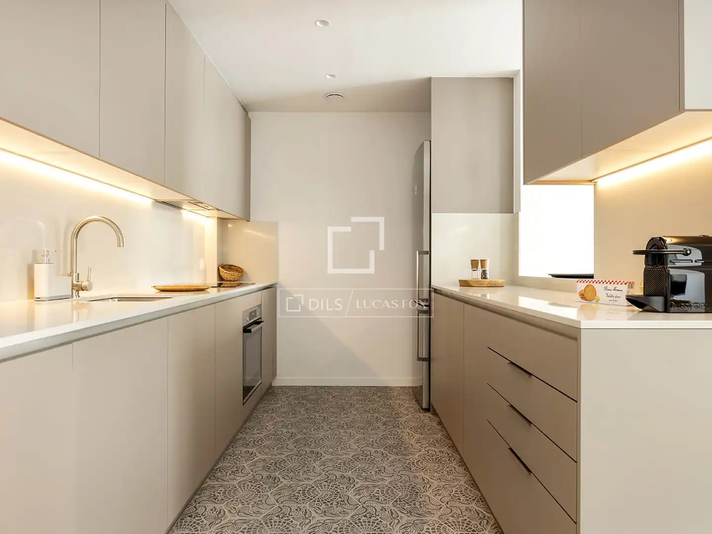 Kitchen of Flat for rent in Barcelona  with Air Conditioner, Heating and Parquet flooring