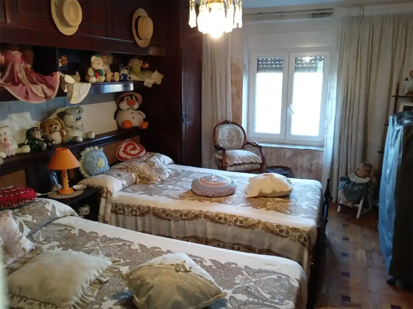 Dormitori de Casa o xalet en venda en Miengo amb Balcó